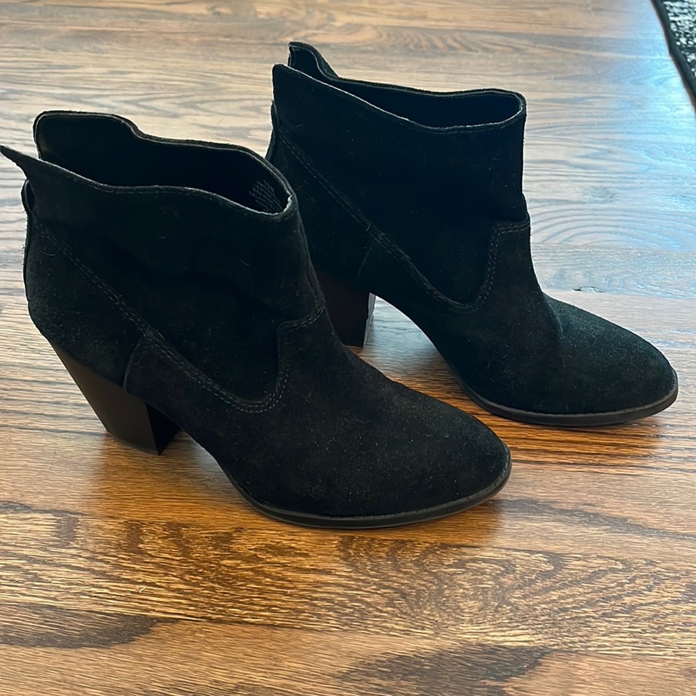 Black Nine West Booties (10)